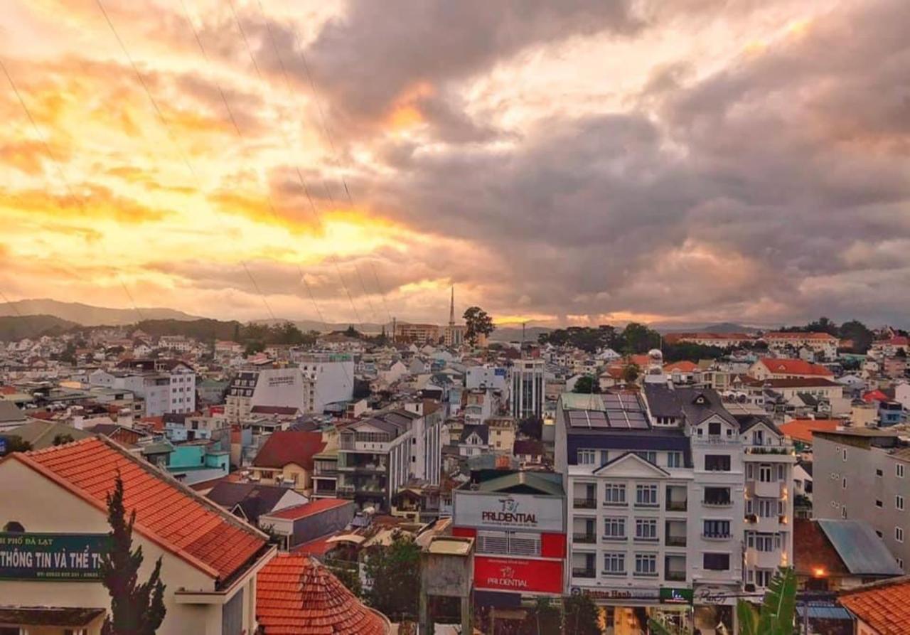 Hotel Phuong Trinh Đà Lạt Exterior foto
