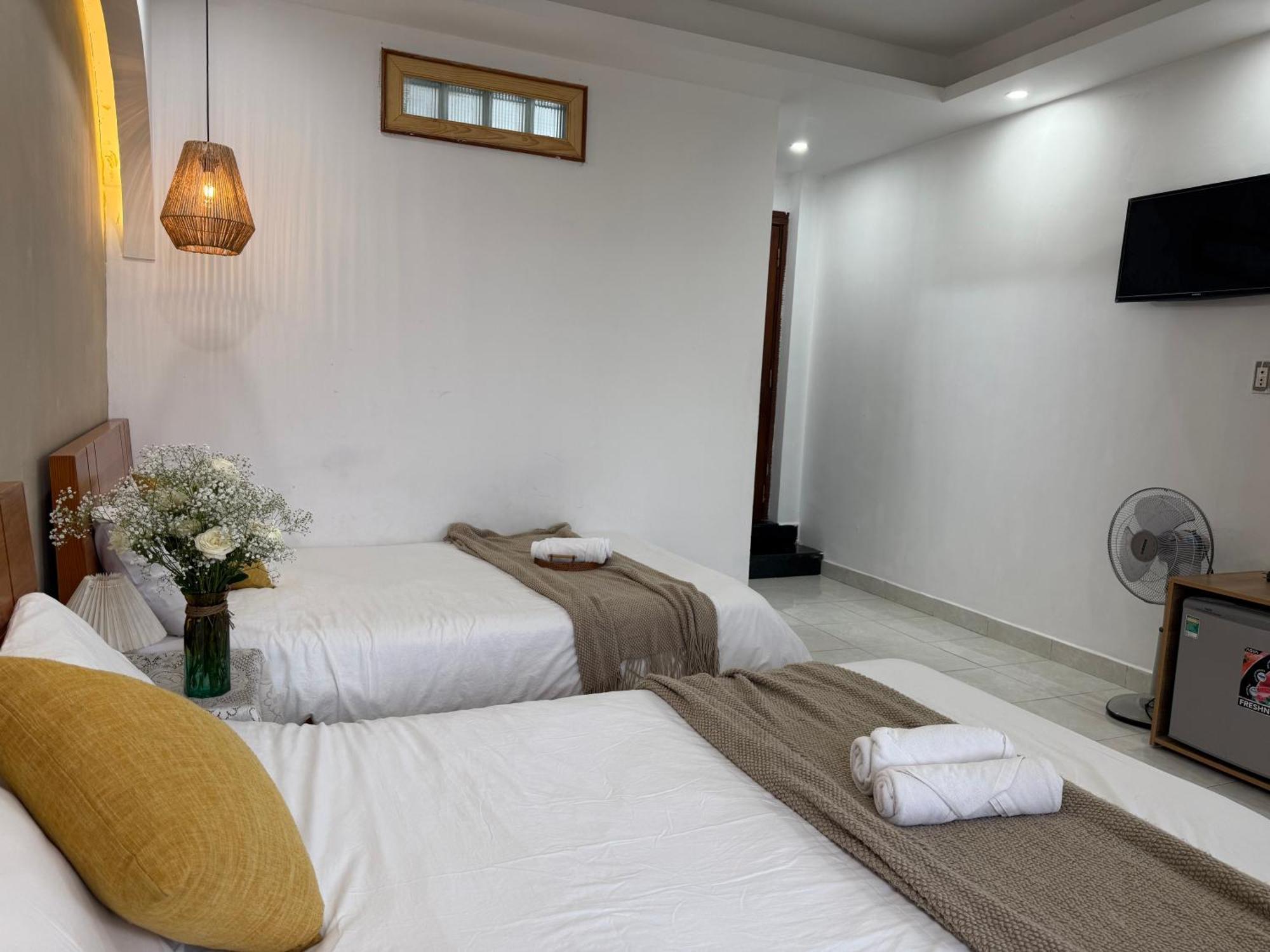 Hotel Phuong Trinh Đà Lạt Exterior foto